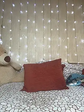 Amberhotqueen webcam