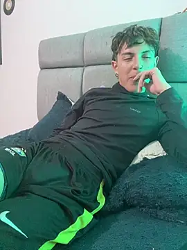 NaytonFreeman webcam