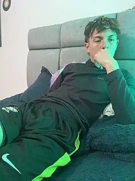 NaytonFreeman webcam