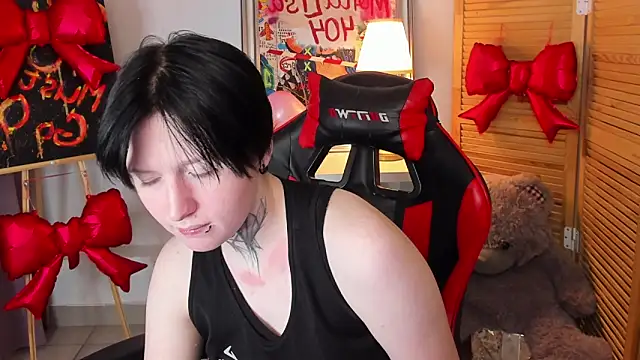 BakugoKatsuki webcam