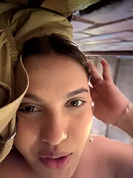 Webcam Model (Colibri_xxx)  is live.Free join now!