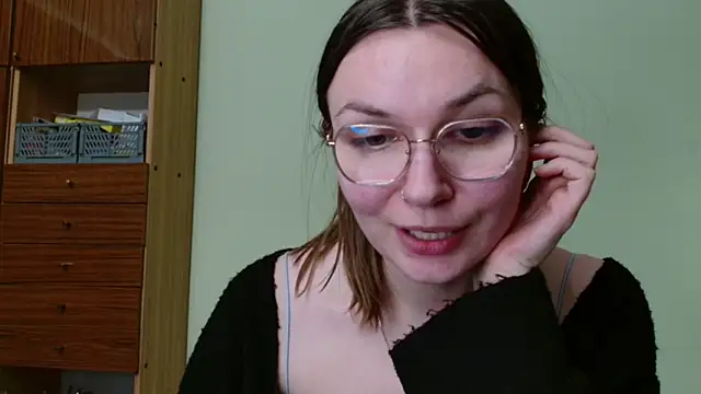 LooveELLYx webcam