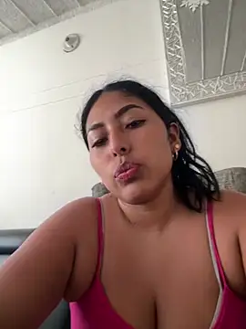 Webcam Model (emmyjhonson07)  is live.Free join now!