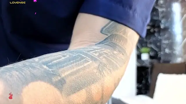 Alexander_ferre webcam