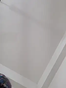 Webcam Model (floctous) is live