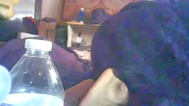 ON3YOULLN3VER_FIR3 webcam