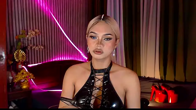 Unforgettablejulia webcam