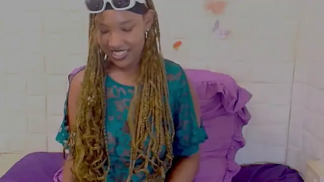 EroticSexyPrada webcam