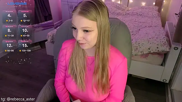 RebeccaAster webcam