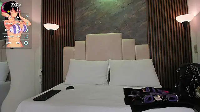 catiusca_reyes_03 - Catiusca_reyes_03's free webcam - UK Sex Cams