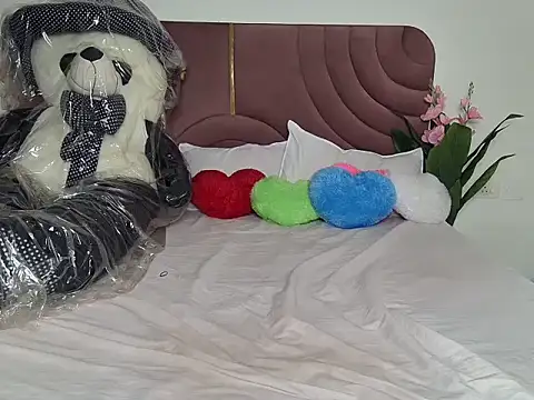 Husan-e-Jasmine webcam