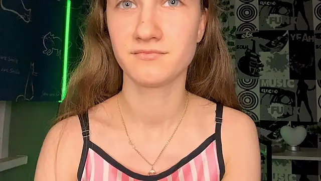 helgicuteness webcam