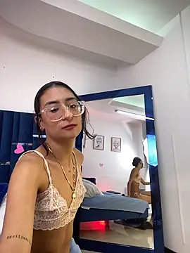 afroditaevans_ webcam