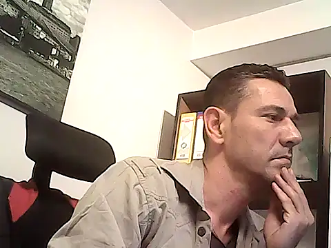 mastercharisma35 webcam