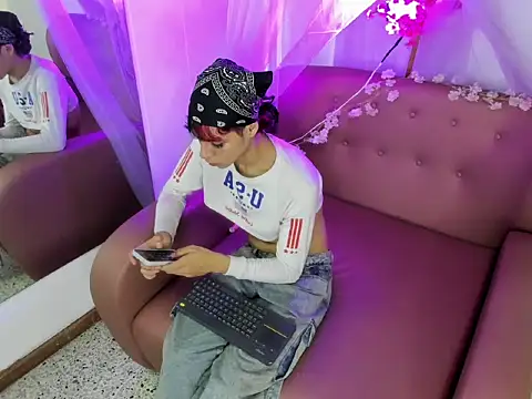 Philipp-Jones webcam