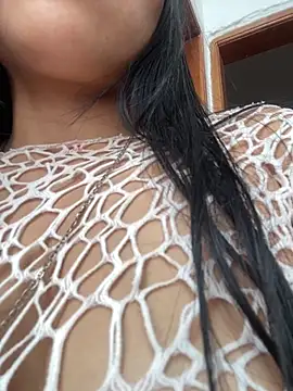 Webcam Model (Rosa_25x) is live