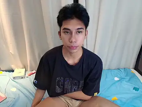 Ur_pinoyhotbrix webcam