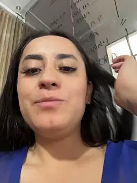 Antonella_Julieta webcam