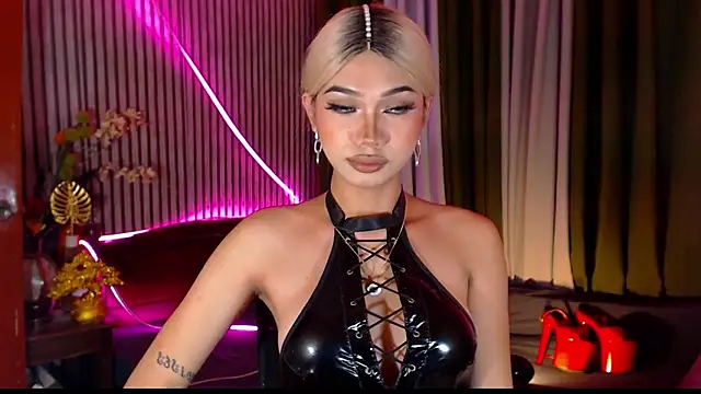 Unforgettablejulia webcam