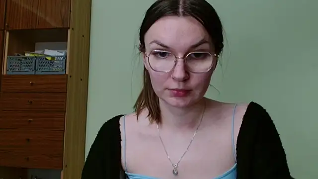 LooveELLYx webcam