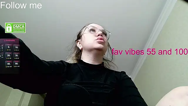 elven_dreams_ webcam