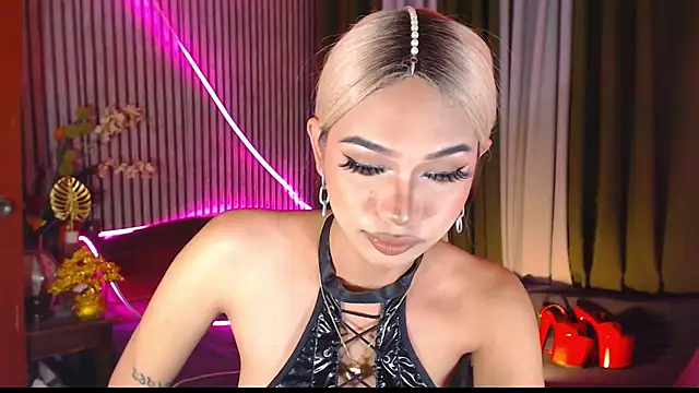 Unforgettablejulia webcam