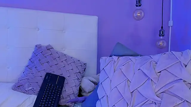 Charlotte11-11 webcam