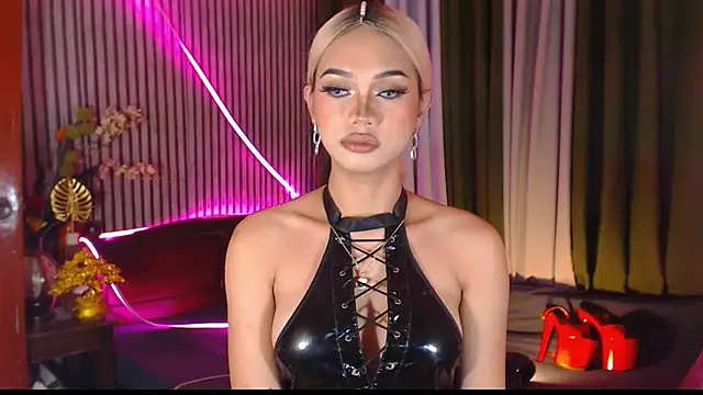 Unforgettablejulia webcam