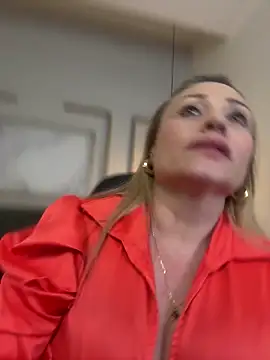 Holly_madison_ webcam