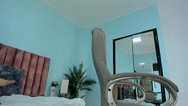 tati_saldarriaga webcam