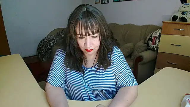 Lucretia_Goldi_ webcam