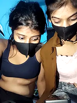 Aaradhya-Rani webcam