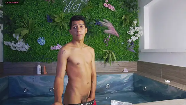 Noah_Greenhartt webcam