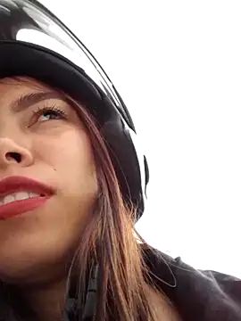 Ariana_Castillo__ webcam