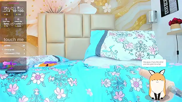 NahomiWalker_ webcam