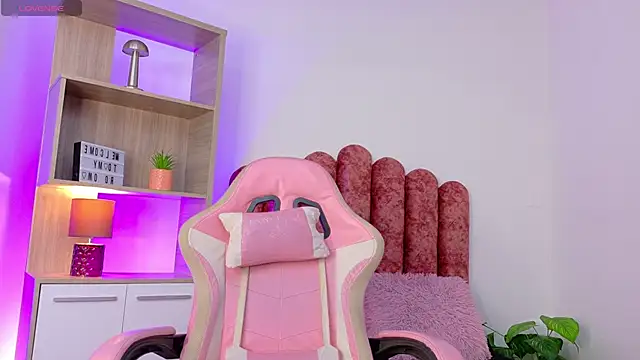 Valery_Jones1 webcam