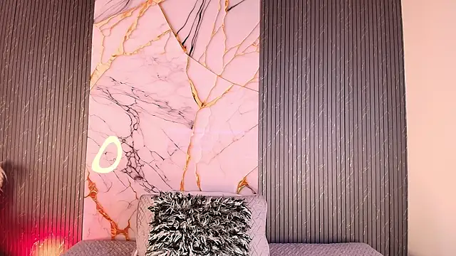 big_tits_in_your_face webcam