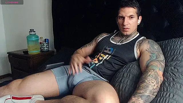 Shane_Clay webcam