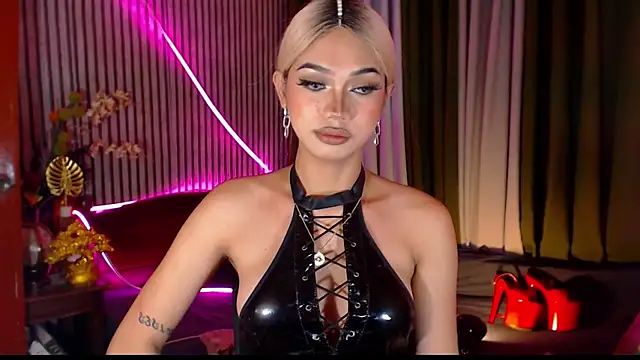 Unforgettablejulia webcam