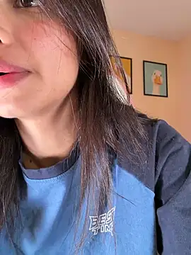 Adriennesexxx webcam