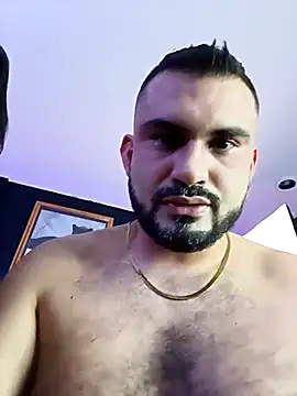 lovershornies webcam