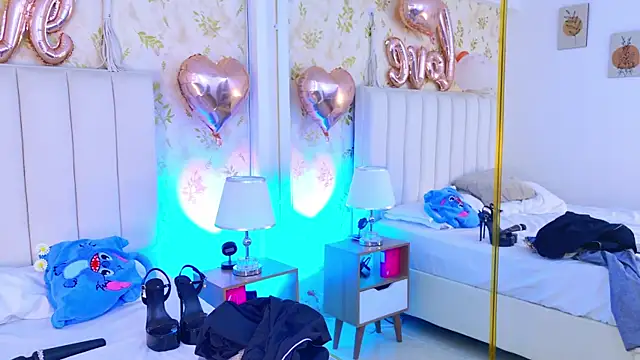 Celeste_Clarke webcam