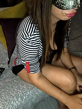 ___Lilith7777___ webcam