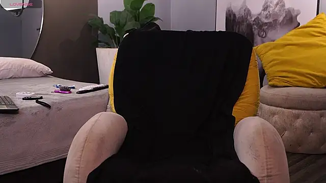 Ariaa_Isabell webcam