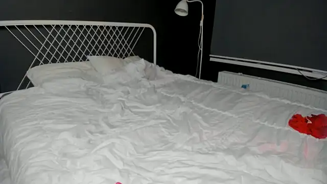 lovely_dovelyyy webcam