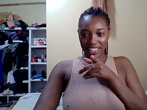 Zara_Twilight webcam