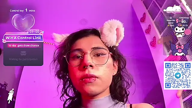 Sweet-SharoKitty webcam