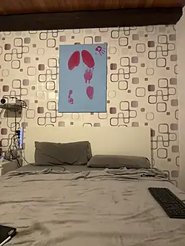 LittleChaosQueen webcam