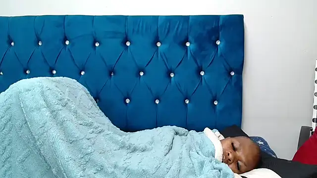 SexyDarkLadyXxx webcam