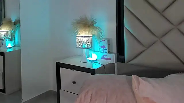 alexa_tobar - Alexa_tobar's free webcam - UK Sex Cams